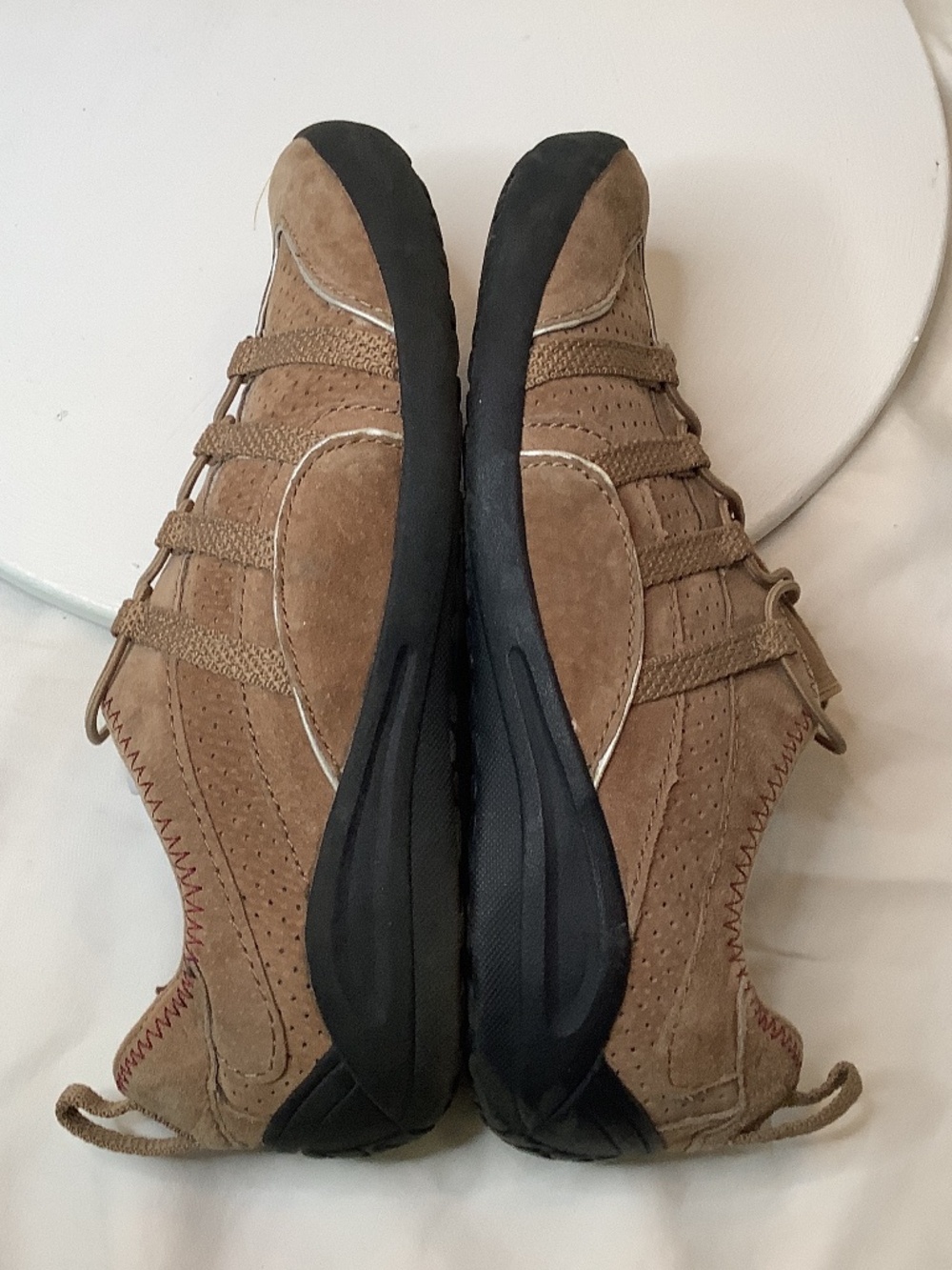 EUC Drexlite Leather classics sz. 6 brown with red stitches sneakers flats - Picture 5 of 9